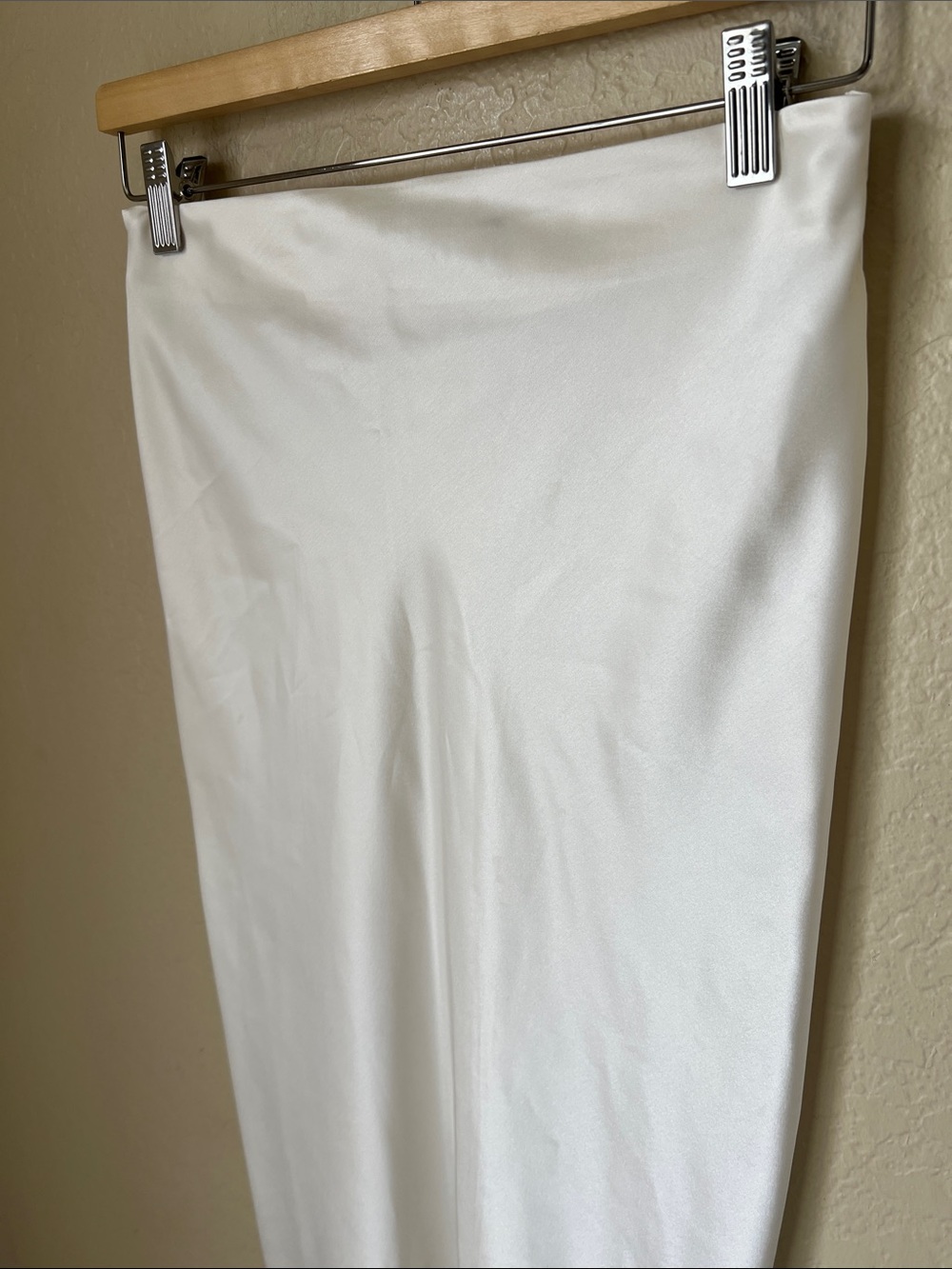 ELEH satin pearl white midi slip skirt - Picture 9 of 9
